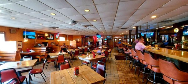 Tim's Tavern by null