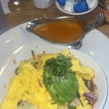 Broken Yolk Cafe - Ranchero Skillet - Breakfast & Brunch Near Me - Costa Mesa, California