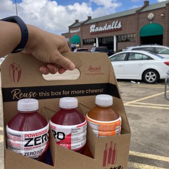Randalls - Got myself a 6 pack for the trip - Grocery Near Me - Houston, Texas