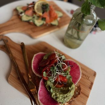 Toastique - Juice Bars & Smoothies Near Me - Rocklin, California