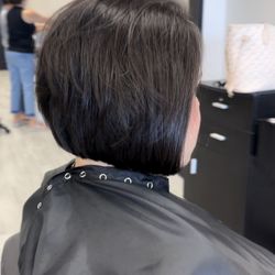 Signature Hair Salon - Classic bob
