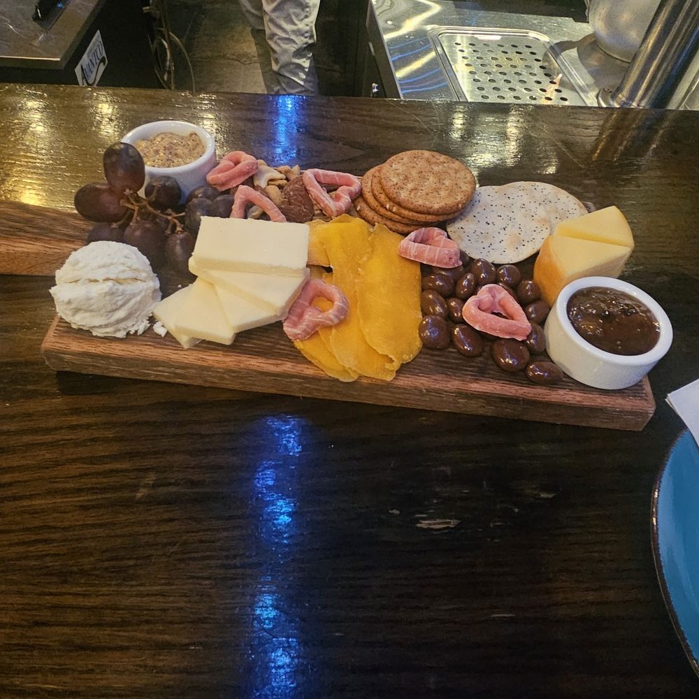 The service is great. Always a party around the corner and cheeezeeee! Don't miss a chance to grab a local beer or local cheeses at Sky Bar.