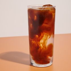 Smoking Tiger Coffee Lab - Iced Americano