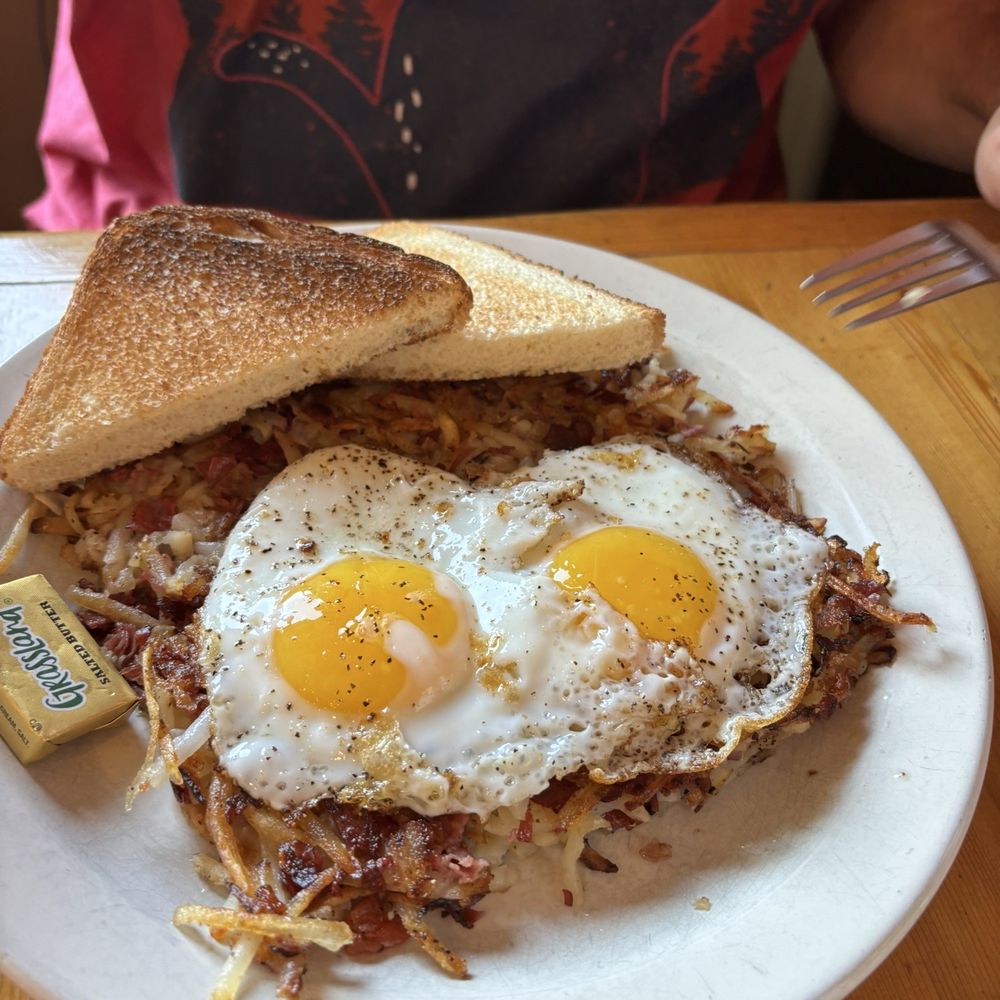 Java Bay - Breakfast & Brunch Near Me - Marquette, Michigan