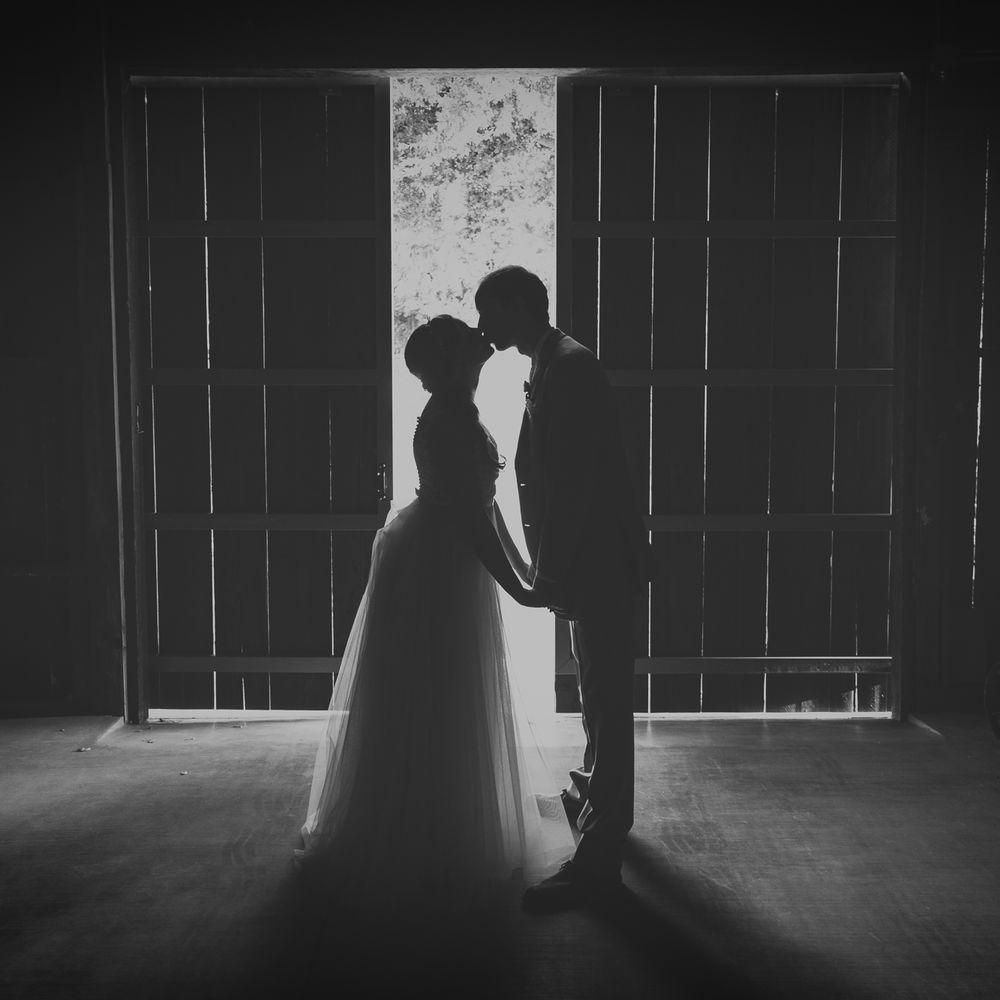 David N. Sachs Photography - Pre-reception shots in the barn - Session Photography Near Me - Walnut Creek, California David N. Sachs Photography - Pre-reception shots in the barn - Session Photography Near Me - Walnut Creek, California