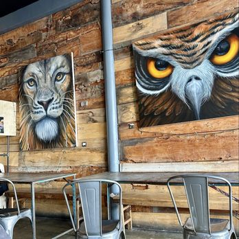 Banzai Bowls - Plenty of seating - Juice Bars & Smoothies Near Me - San Clemente, California Banzai Bowls - Plenty of seating - Juice Bars & Smoothies Near Me - San Clemente, California