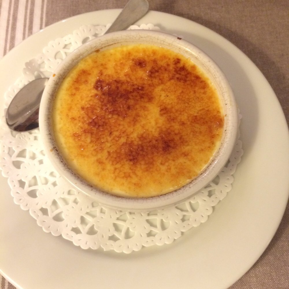 Les Embruns - Crème brûlée - French Near Me - Paris, 75 Les Embruns - Crème brûlée - French Near Me - Paris, 75