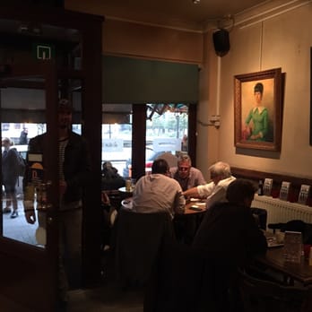 Robinson - Pubs Near Me - Antwerp, VAN