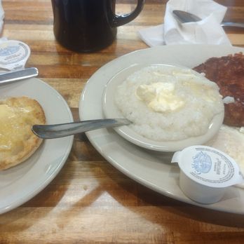 Jakes Diner - Downtown - C corned beef hash and eggs - Breakfast & Brunch Near Me - Greensboro, North Carolina
