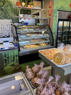 Uncle Chuang’s Bakery by null