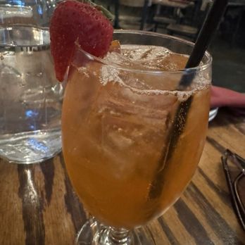Hook & Ladder Manufacturing - Seasonal shrub - Bars Near Me - Sacramento, California