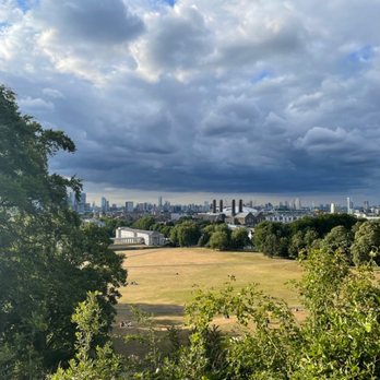Greenwich Park - Park and a glimpse of the O2 - Parks Near Me - London, XGL Greenwich Park - Park and a glimpse of the O2 - Parks Near Me - London, XGL