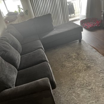 Rey’s Carpet and Sofa Cleaning - After. Looks and smells amazing - Carpet Cleaning Near Me Rey’s Carpet and Sofa Cleaning - After. Looks and smells amazing - Carpet Cleaning Near Me