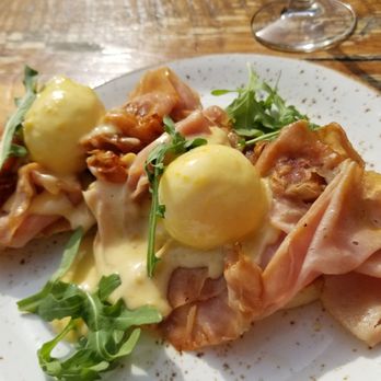 Prohibition - Eggs Benedict - Cocktail Bars Near Me - Charleston, South Carolina Prohibition - Eggs Benedict - Cocktail Bars Near Me - Charleston, South Carolina