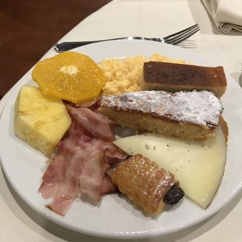 Hotel Colón - Buffet breakfast - EU18 - Hotels Near Me - Barcelona, B Hotel Colón - Buffet breakfast - EU18 - Hotels Near Me - Barcelona, B