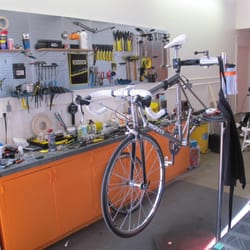 Velo Hangar