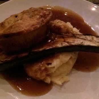 The House On Parliament - Steak and mushroom pie with mashed potato - British Near Me - Toronto, Ontario