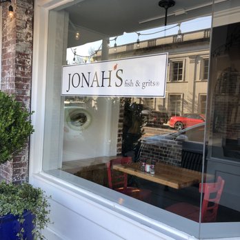 Jonah's Fish & Grits - Entryway - Seafood Near Me - Thomasville, Georgia