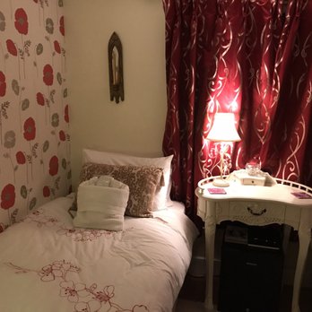 Chimney Pots - Lovely Room - Bed & Breakfast Near Me - Ashurstwood, WSX