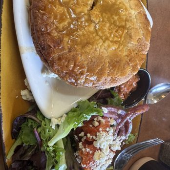 Linn's Restaurant - Chicken pot pie and greens salad with Gorgonzola cheese - American Near Me - Cambria, California Linn's Restaurant - Chicken pot pie and greens salad with Gorgonzola cheese - American Near Me - Cambria, California
