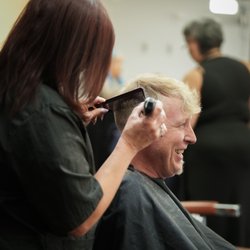 4:59 Barber Lounge