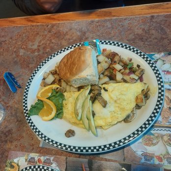 Black Bear Diner - Diners Near Me - Colma, California Black Bear Diner - Diners Near Me - Colma, California