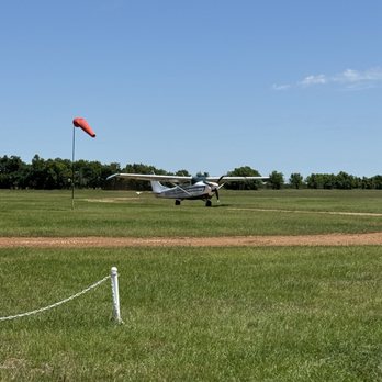 Texas Skydiving - Skydiving Near Me - Lexington, Texas