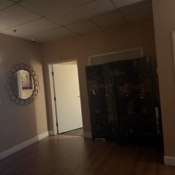 Reno Massage & Reflexology - All hiding to avoid owning up to the age discrimination so I couldn't get their names - Reflexology Near Me - Reno, Nevada Reno Massage & Reflexology - All hiding to avoid owning up to the age discrimination so I couldn't get their names - Reflexology Near Me - Reno, Nevada