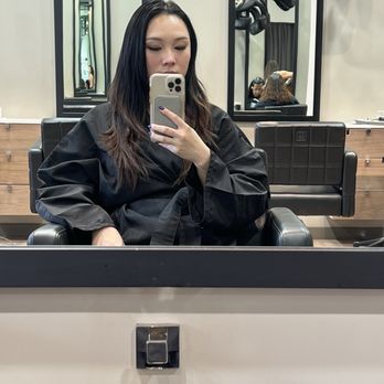 J Salon - Hair Salons Near Me - Honolulu, Hawaii
