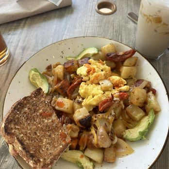 First Watch - Farmhouse Hash - Breakfast & Brunch Near Me - Suffolk, Virginia