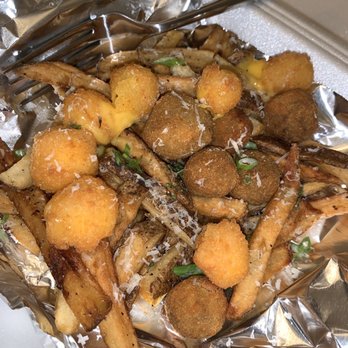 The Lost Cove - Boutine Fries - Beer Bar Near Me - Baton Rouge, Louisiana
