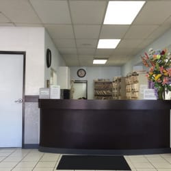 Baldwin Park Grupo Medical - Still old school with the paper charts.