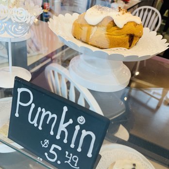 Cinn-A-Girls - Bakeries Near Me - Centralia, Washington