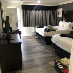 Nicely updated room Nicely updated room