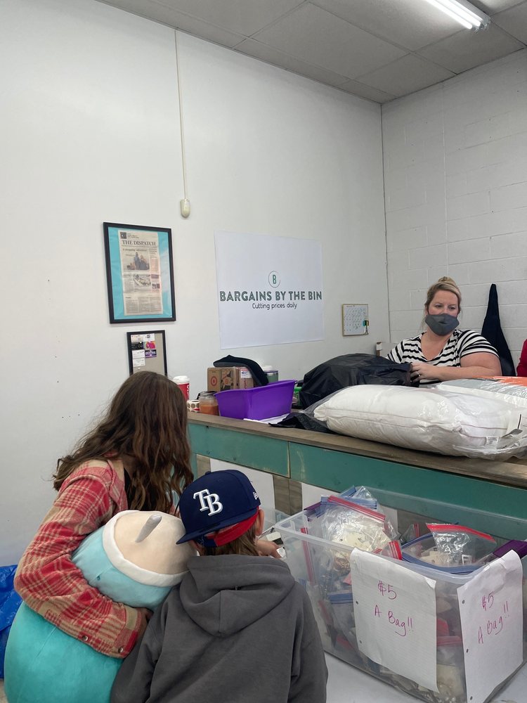 BARGAINS BY THE BIN Updated October 2024 294 N Talbert Blvd