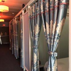 Healing Hands Body Massage and Foot Reflexology - In-store environment