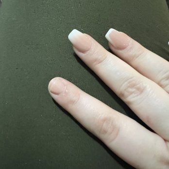 Villa Nail Spa - Broken nails 5 days after getting them done - Nail Salons Near Me - Burleson, Texas