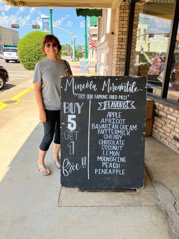 MINEOLA MERCANTILE 130 E Broad St, Mineola, Texas Gift Shops