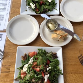 Stokehouse Grill - Berry Salad...scrumptious - New American Near Me - Paso Robles, California
