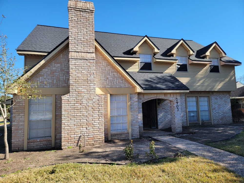 Slide of Dave's Discount Roofing