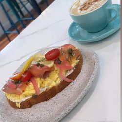 Love & Light - Salmon toast and cappuccino