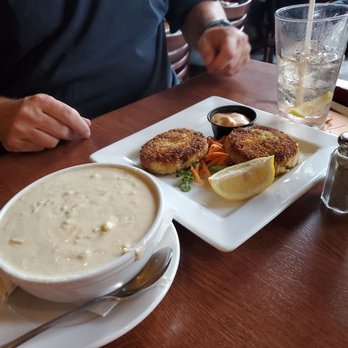 Donovan's - Clam.chowder still awesome.after all these years! - American Near Me - Norwalk, Connecticut