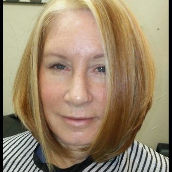 Just Robin Hairstyles - Caramel overtones with light highlights around her face to enhance her skin tone and face shape - Hair Stylists Near Me - Dallas, Texas Just Robin Hairstyles - Caramel overtones with light highlights around her face to enhance her skin tone and face shape - Hair Stylists Near Me - Dallas, Texas