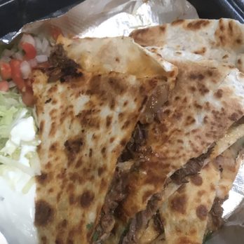 Catrina Mia - Quesabirria - Food Trucks Near Me - Dearborn Heights, Michigan