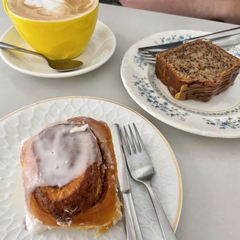 Motteau - Desserts Near Me - Madrid, M Motteau - Desserts Near Me - Madrid, M