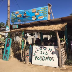 Taqueria Los Poblanos - The outside