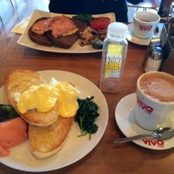 Wicked Cafe & Foods - Eggs Florentine and Mocha Latte!!