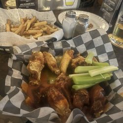 Black Diamond Bar & Restaurant - Wings.. delish!