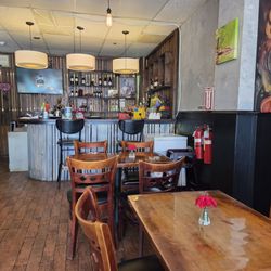 Centre Thai Bistro
