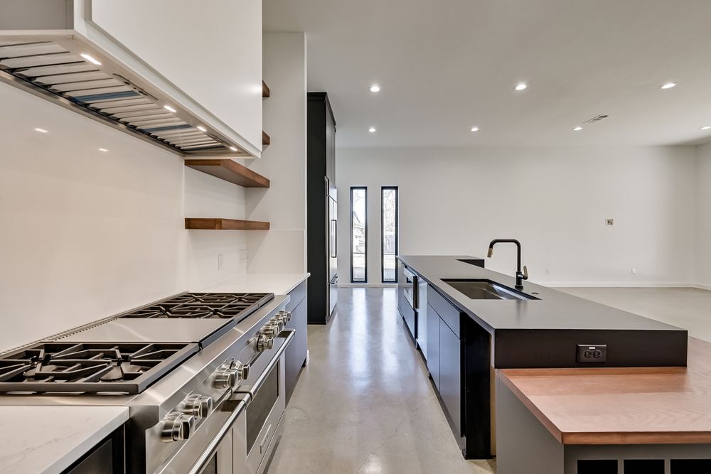 BOYD CUSTOM HOMES Updated August 2024 22 Photos 7005 Winthorp Dr